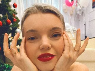 CutieErikaa's Liveprivates Profile Image