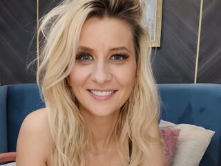 KaylinJann's Live cam in Canada Profile Image